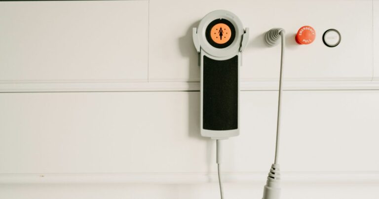 Best Medical Alert Systems for Seniors in 2026